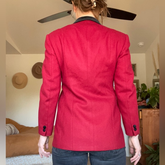 Beautiful vintage wool Burberry blazer - Picture 12 of 13